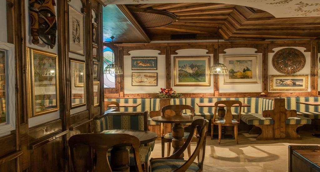 Hotel Ai Pini Віго-ді-Фасса Екстер'єр фото