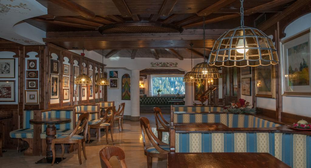 Hotel Ai Pini Віго-ді-Фасса Екстер'єр фото