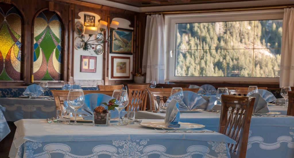 Hotel Ai Pini Віго-ді-Фасса Екстер'єр фото